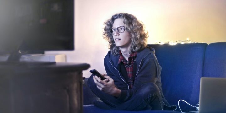 YouTube Advertising vs. TV Advertising: A Comparative Analysis